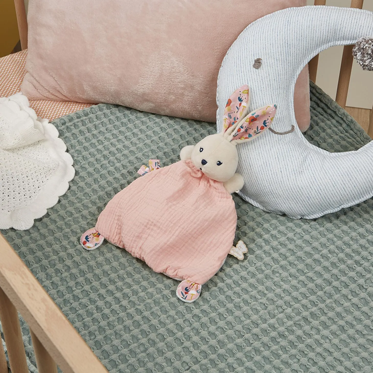 Kaloo Doudou Rabbit Poppy